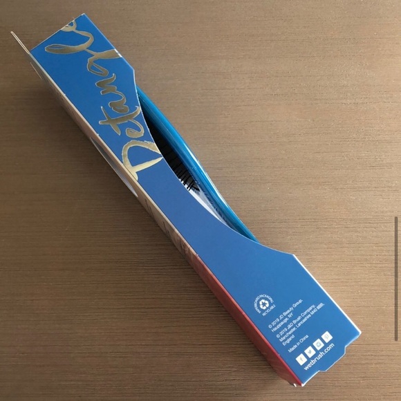 NEW Disney Frozen II Wet Brush detangler brush - Picture 4 of 7